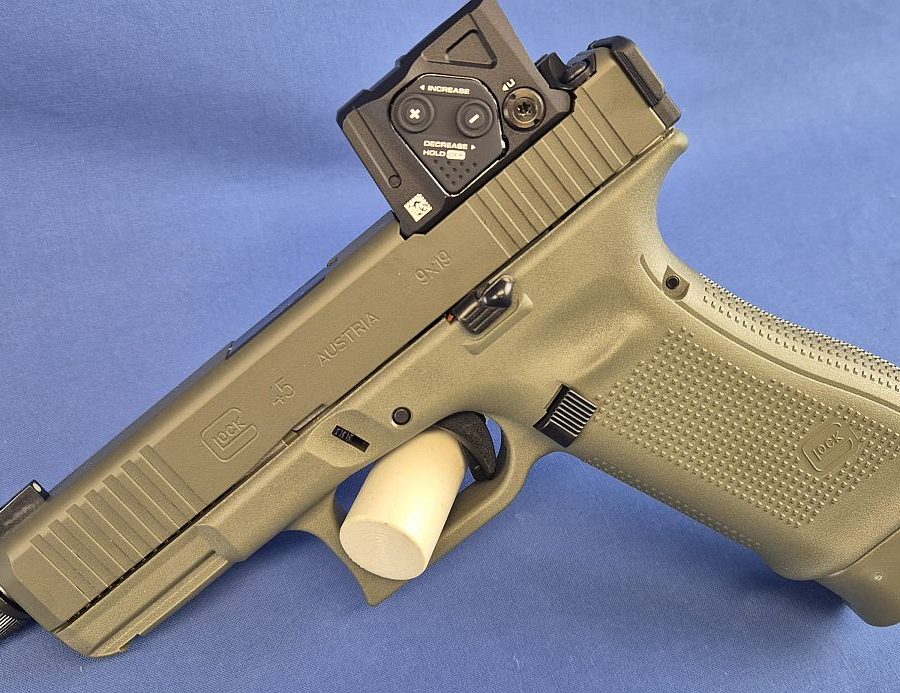 Glock 45 Kal.9x19mm „Hunter Edition“ MOS M13,5×1 Green Aimpoint Combo COA